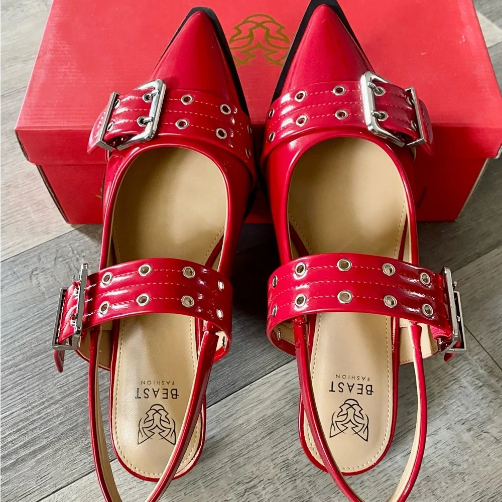 Beast Fashion Red Faux Patent Grommet Buckle Pointed Toe Shoes Flats 7.5 - Picture 3 of 7